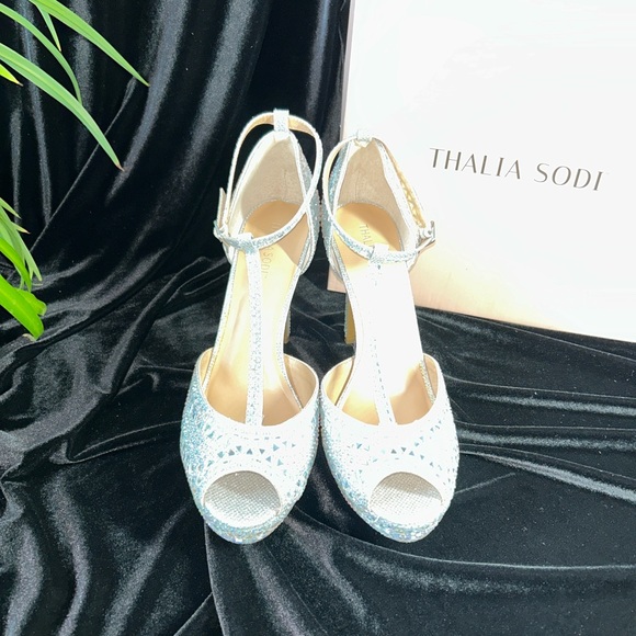 NWT THALIA SODI SUPER SPARKLING HEELS. 11M - Picture 4 of 12
